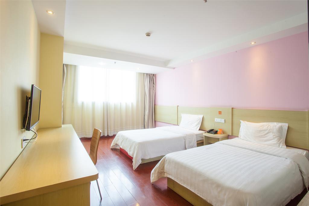 7Days Inn Qingdao Liuting Airport Room photo